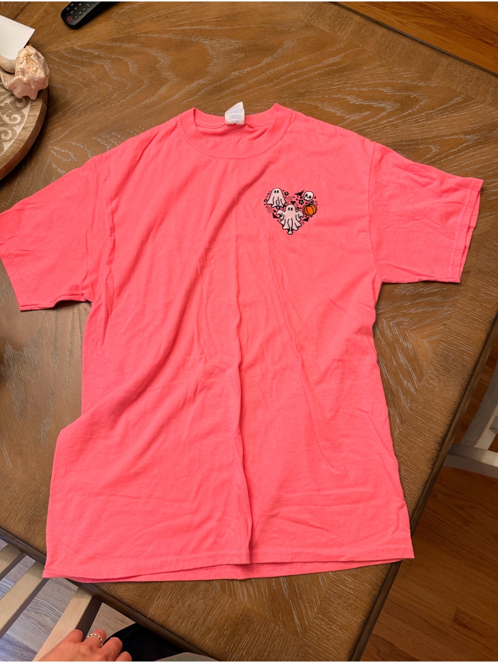 👻🎃 Pink Graphic Short-Sleeve Crewneck T-Shirt